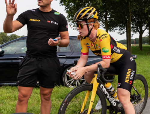 Antoinette de Jong: Wereldkampioene schaatsen en gepassioneerde wielrenster trekt de juiste schoenen aan!