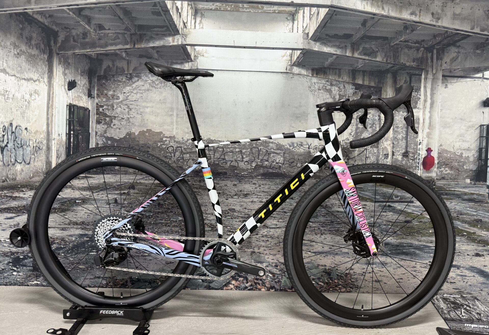 Titici Relli pro gravelfiets bij Bergasports dedemsvaart