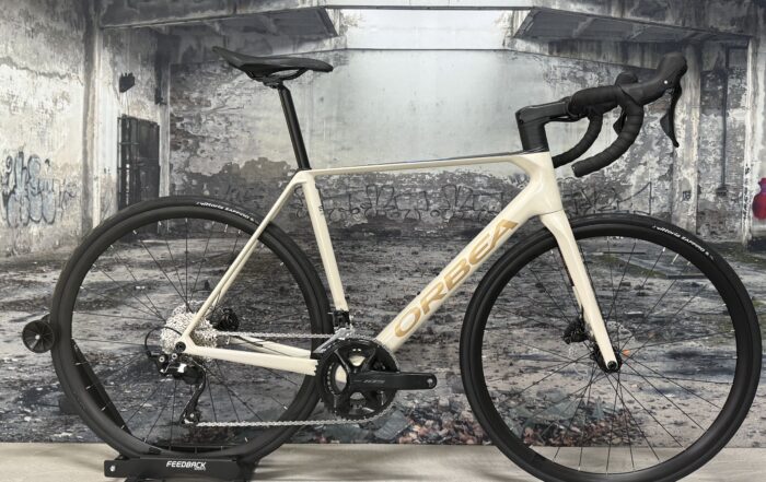 Orbea Orca m30 shimano 105 bergasports dedemsvaart racefiets