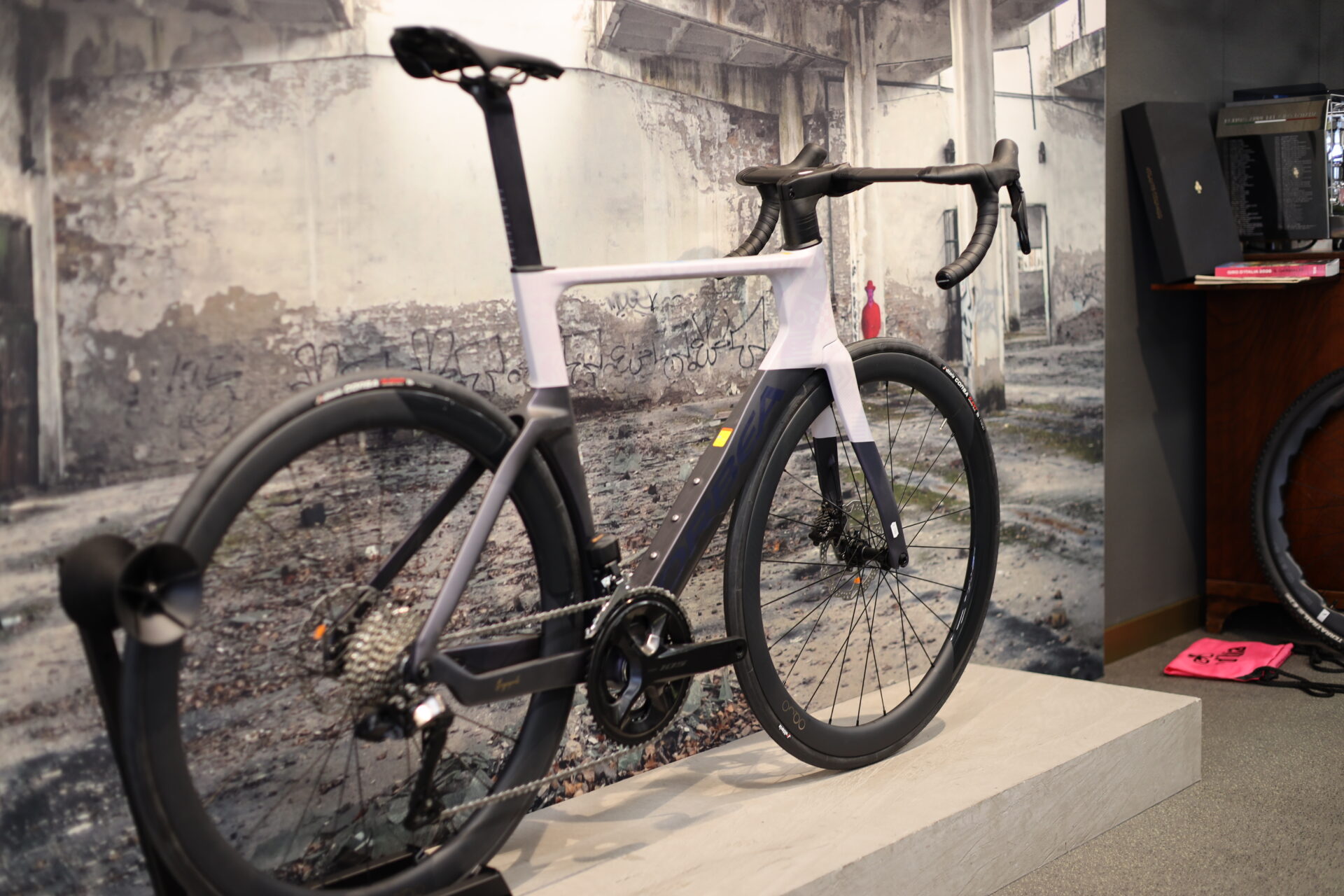 Orbea Orca Aero - Road Bike - 55cm - Shimano 105 Di2
