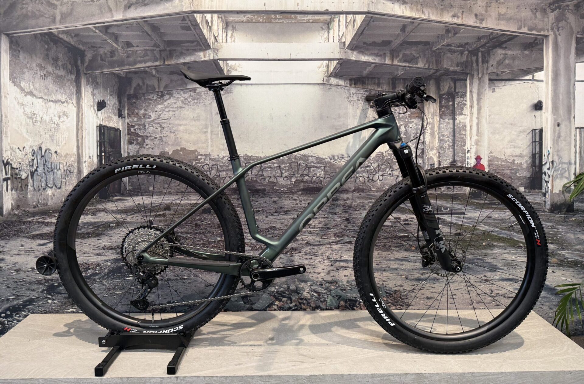 Orbea Alma m20 carbon groot bergasports