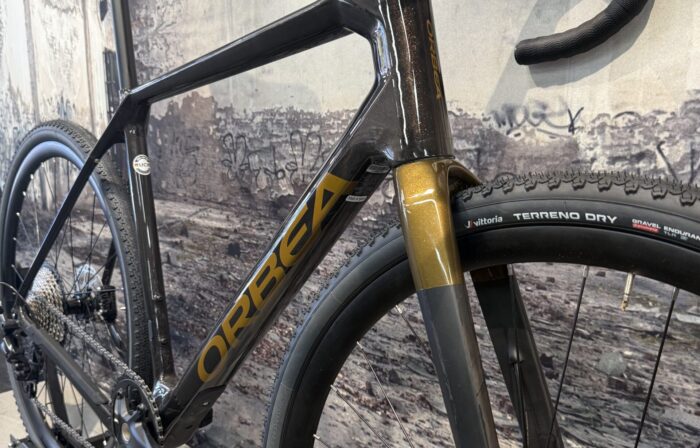 Orbea Terra M30 - Gravelbike - Large - Black Gold - Image 2