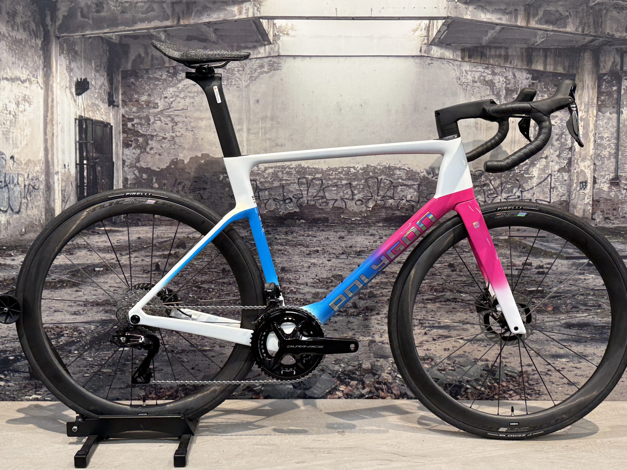 Polygoon racefiets bergasports helios