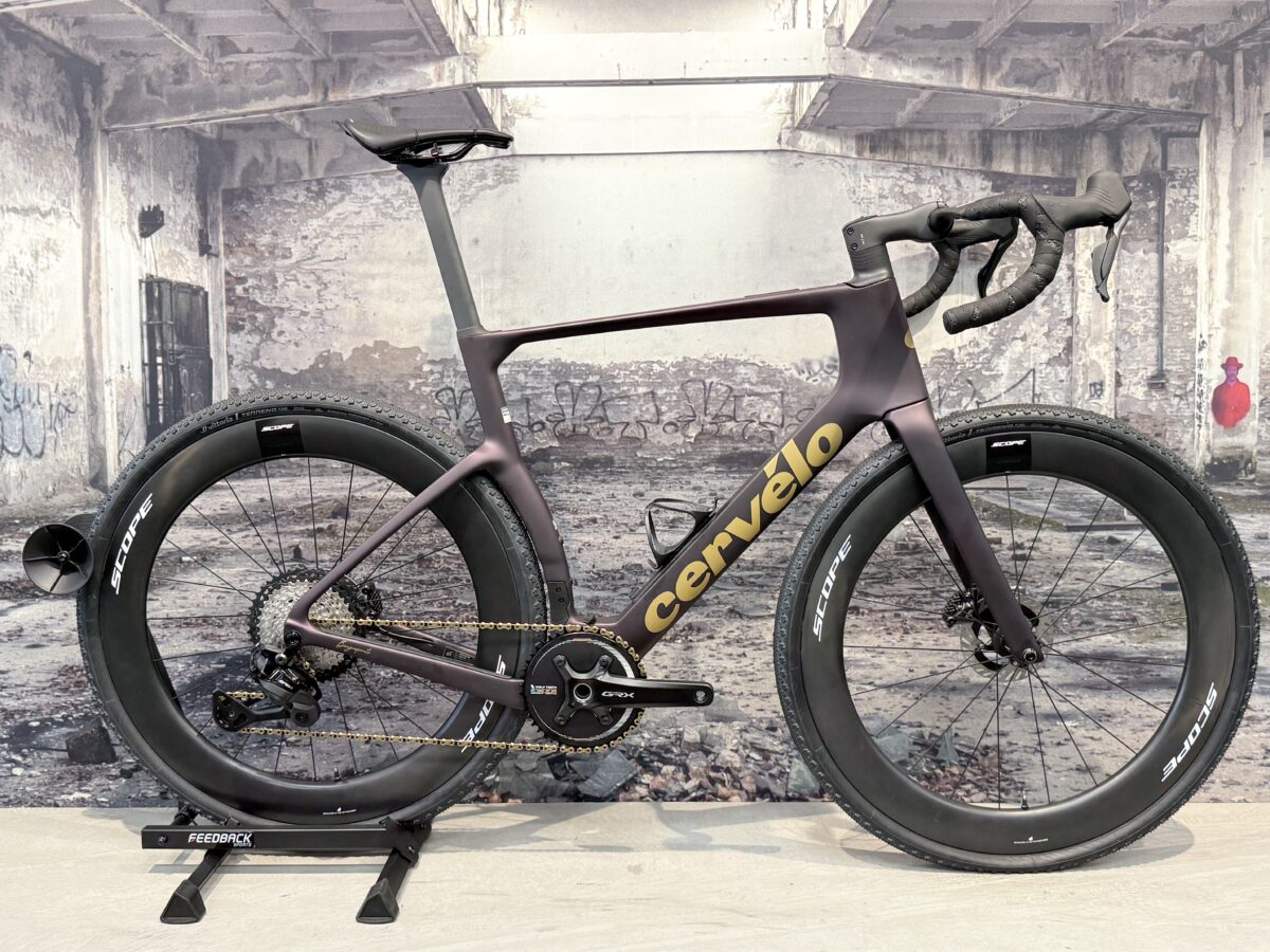 Cervélo Áspero-5 Black Currant Berga Sports Dedemsvaart