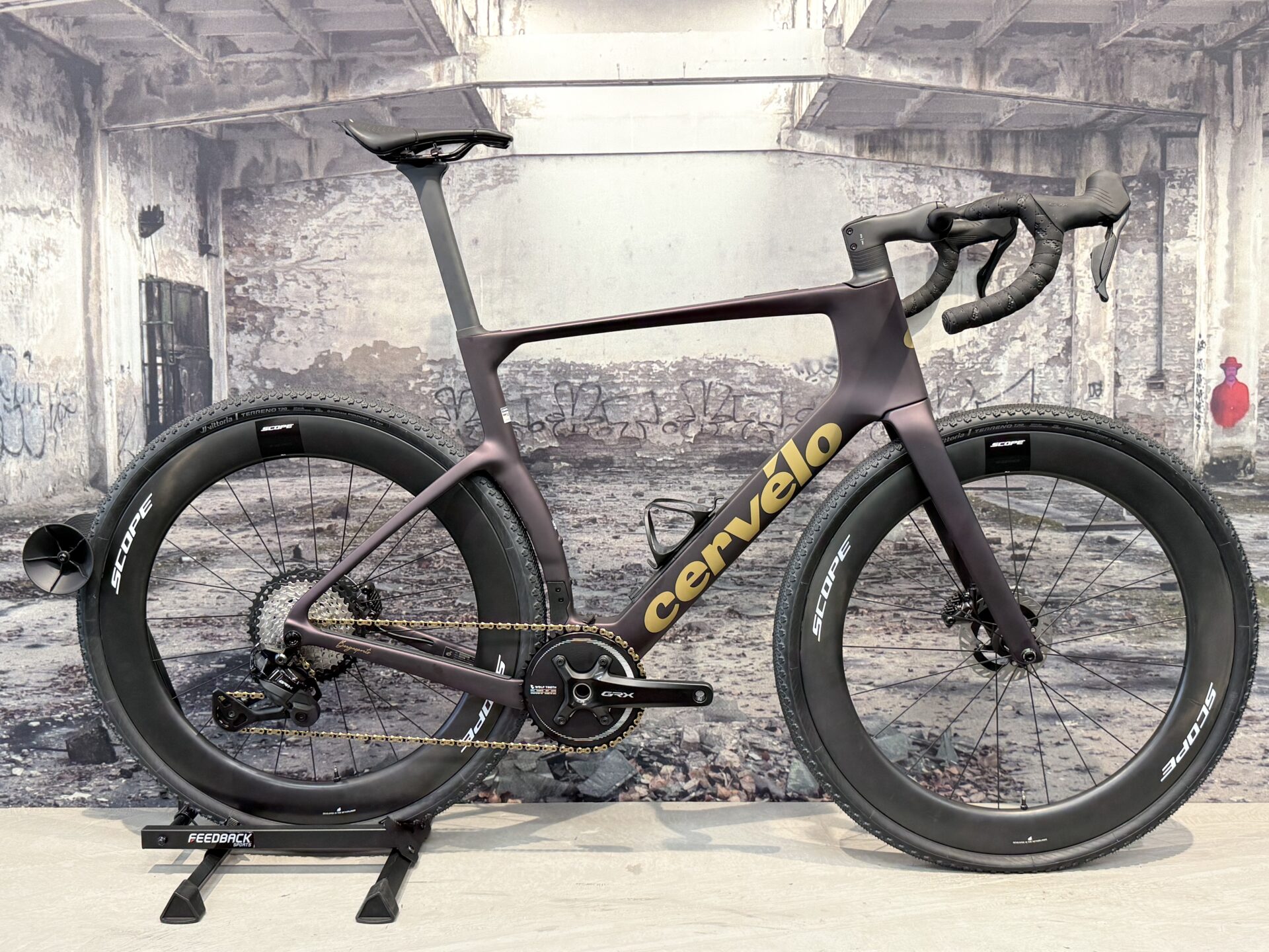 Cervelo aspero 5 black currant bergasports dedemsvaart
