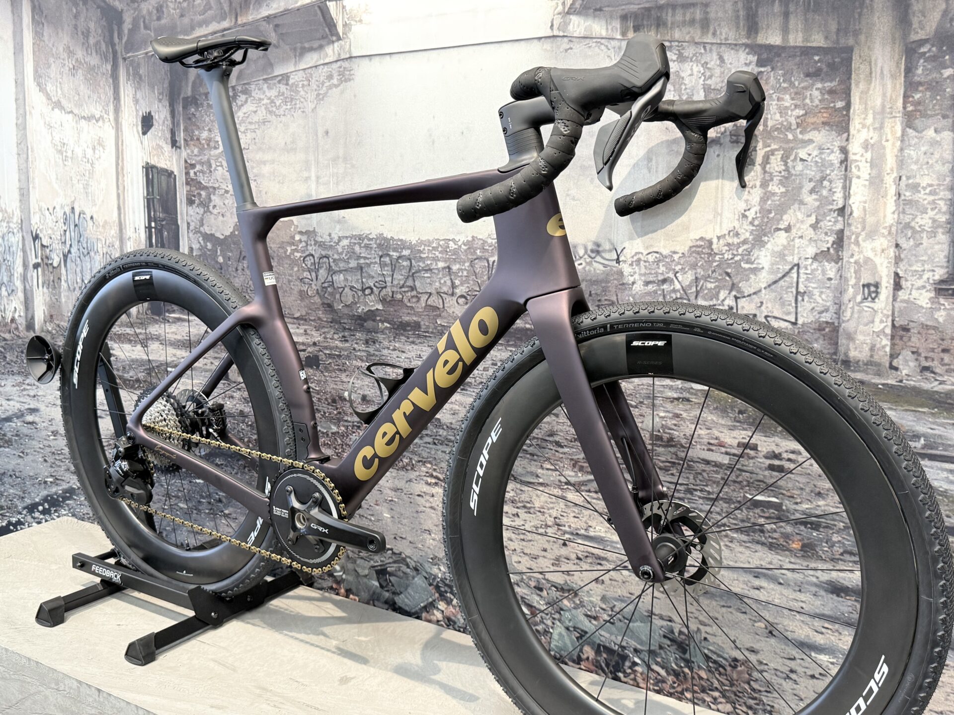 Cervelo aspero 5 black currant bergasports dedemsvaart